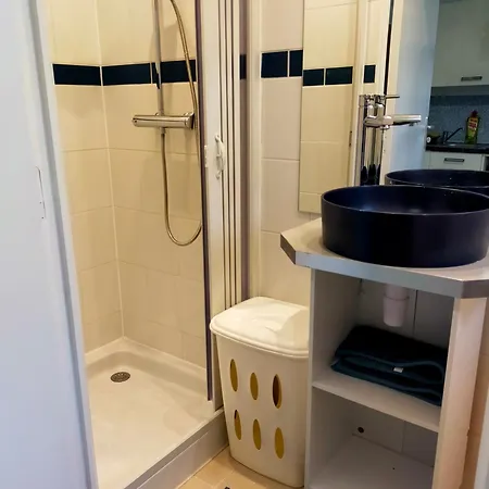 T2 Entre Riviere Et Chateau Centre Appartement